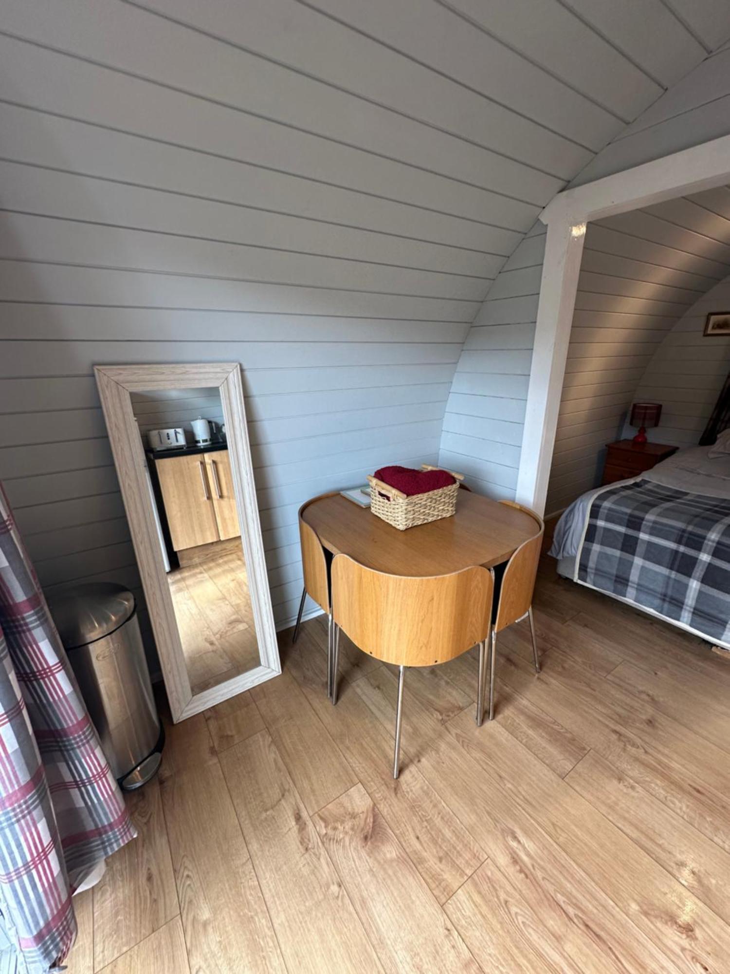 Glamping Life Retreat Apartamento Nantmel Exterior foto